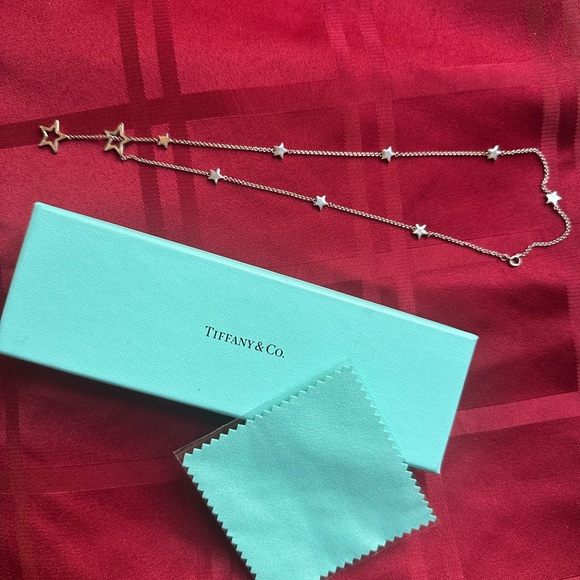 ORIGINAL Tiffany's silver star lariat. New in box. - Picture 2 of 4
